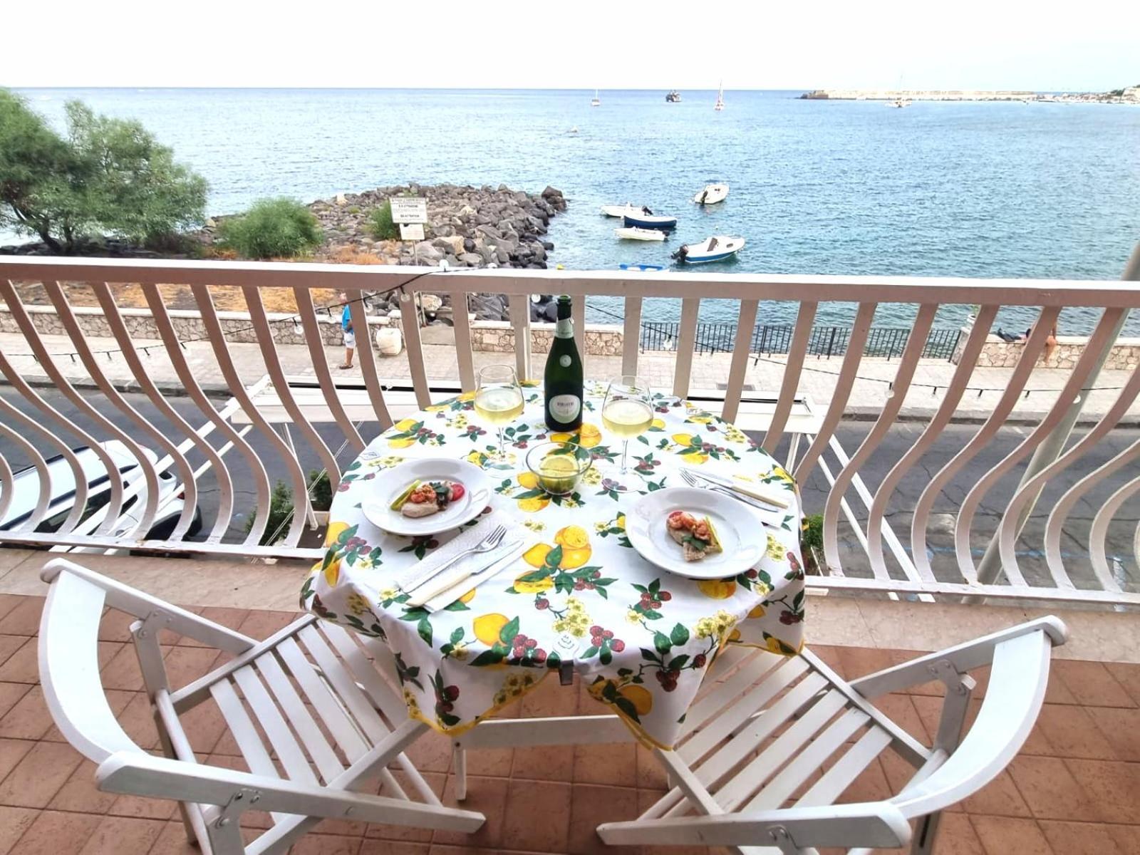 Super Panorama & Astonishing Apartment Seaview Giardini Naxos Exteriör bild